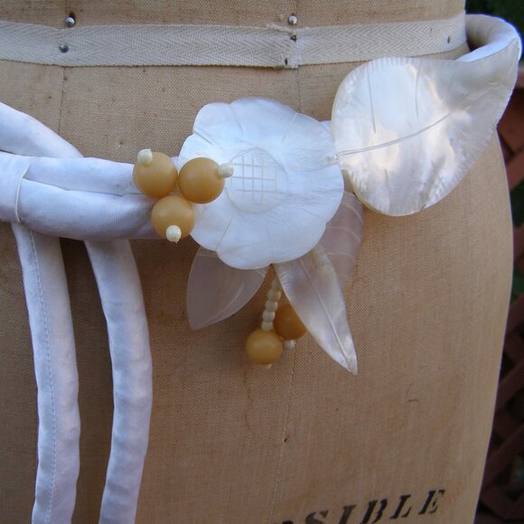 UNIQUE One of a kind Satin Rolled Belt/Necklace Mother of Pearl Leaf Buckle Bead main image 13